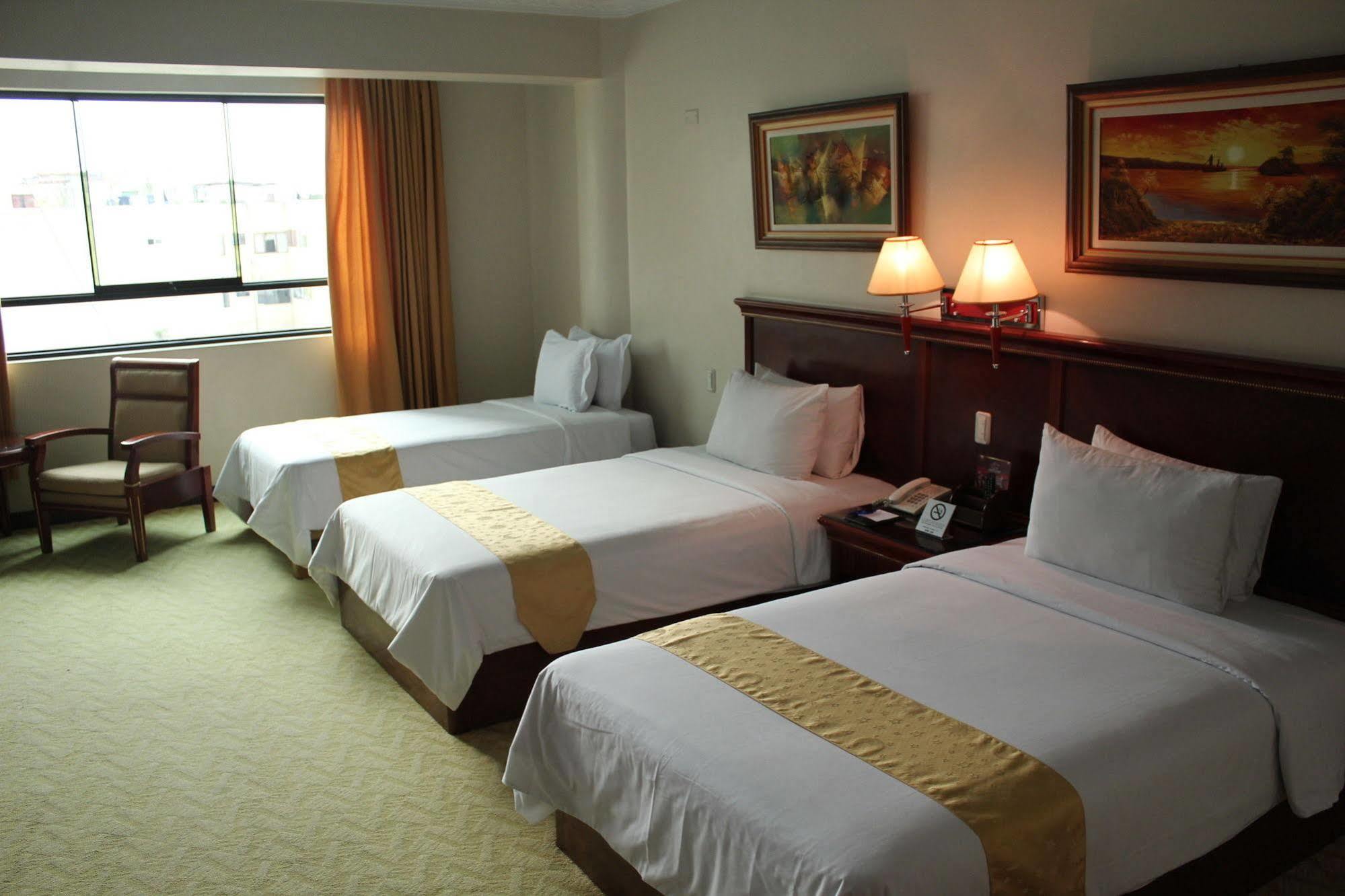 Kingdom Hotel Lima Exterior photo